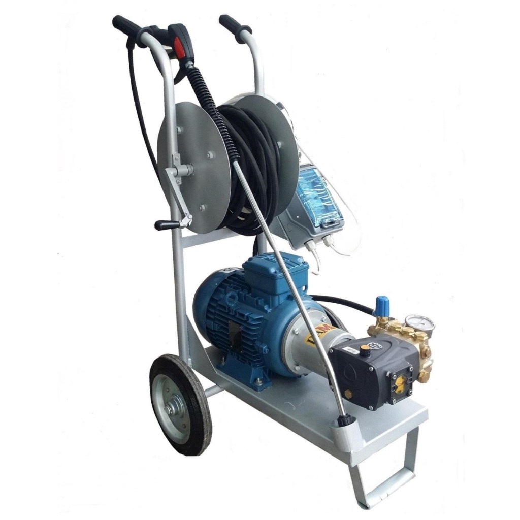 damac-5-5hp-380v-kryou-neroy-epaggelmatiko-plystiko-